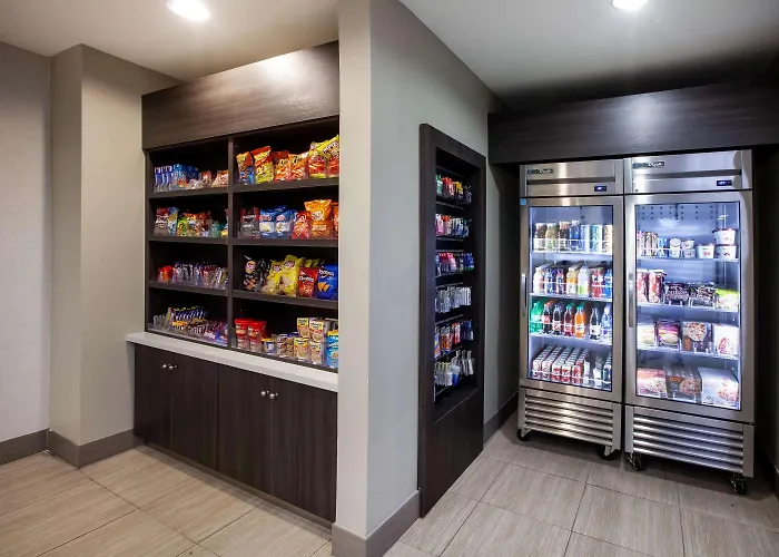 La Quinta Inn & Suites by Wyndham Odessa North