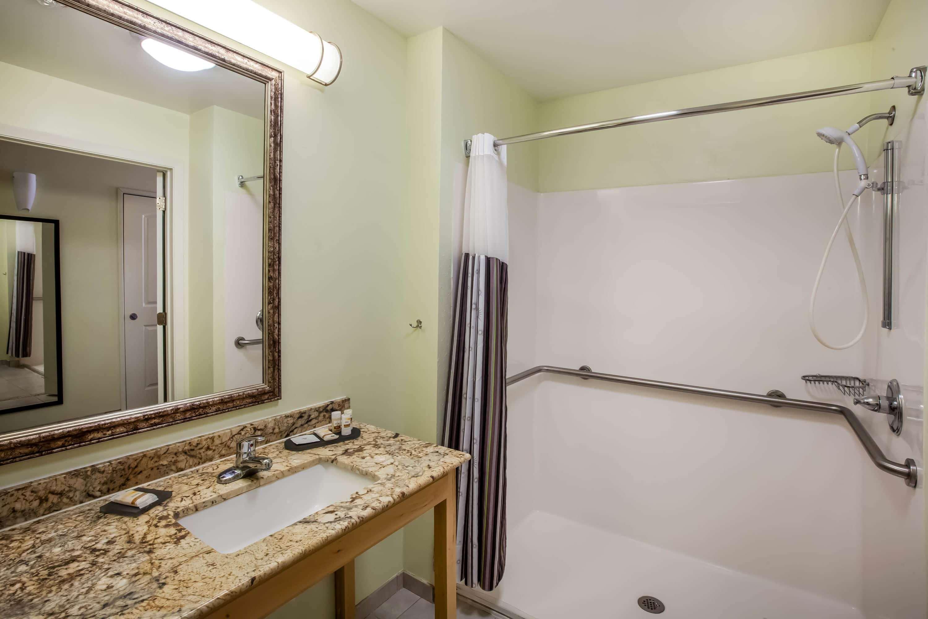 La Quinta By Wyndham North